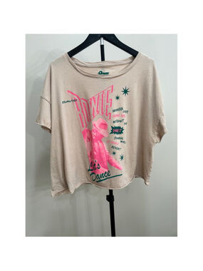 David Bowie Lets Dance Graphic Tee Tan Pink Green Cropped Raw Hem T-Shirt